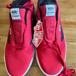 NWT Vans Men's Red Ultrarange Shoes